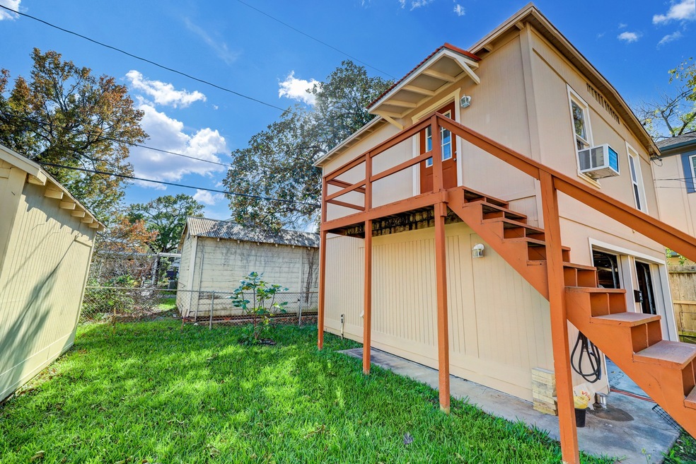 708 W Cottage St, Houston, TX 77009 - photo 1