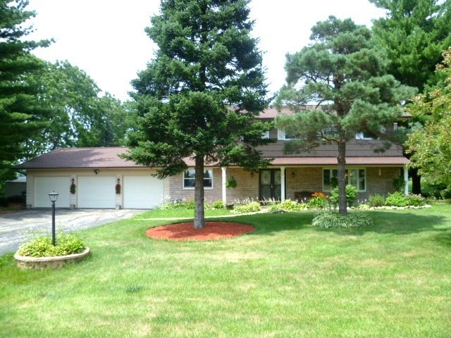 5604 Winsome Way, Fitchburg, WI 53575 - photo 1
