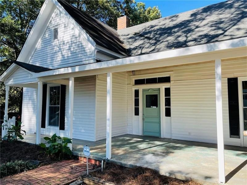 557 Garner St, Buford, GA 30518 - photo 1