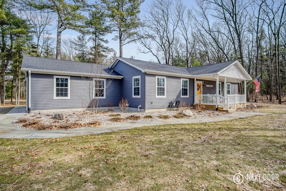 210 Victoria Blvd Pentwater MI