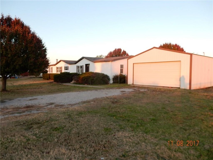 103 Sundown Ct, Harrah, OK 73045 - photo 1