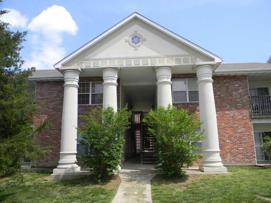 Coveted Neighborhood Close to Downtown