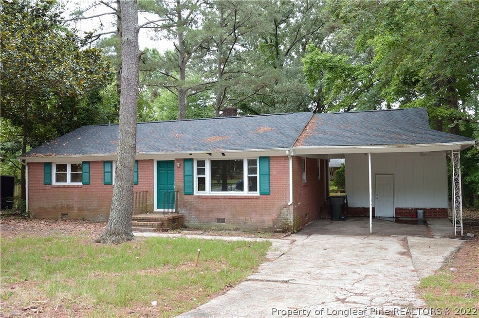 5327 Williamsburgh Dr, Fayetteville, NC 28304 - photo 1