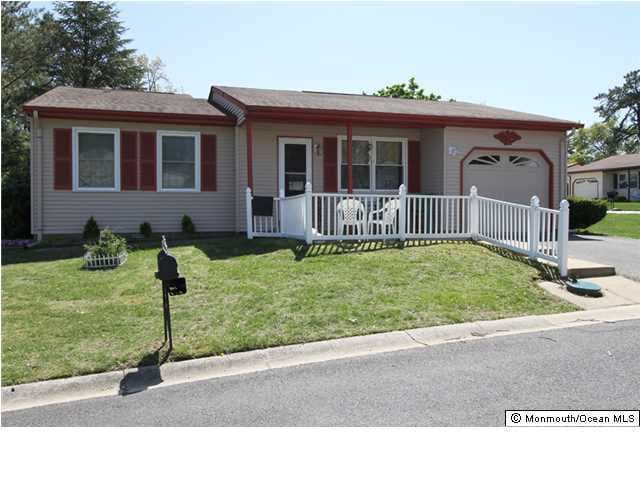 21 S Chestnut Ave, Whiting, NJ 08759 - photo 1