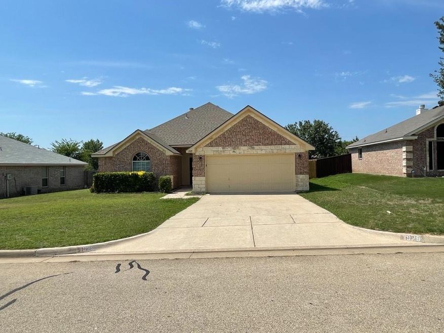 1929 Windowmere Trail, Weatherford, TX 76085 - photo 1