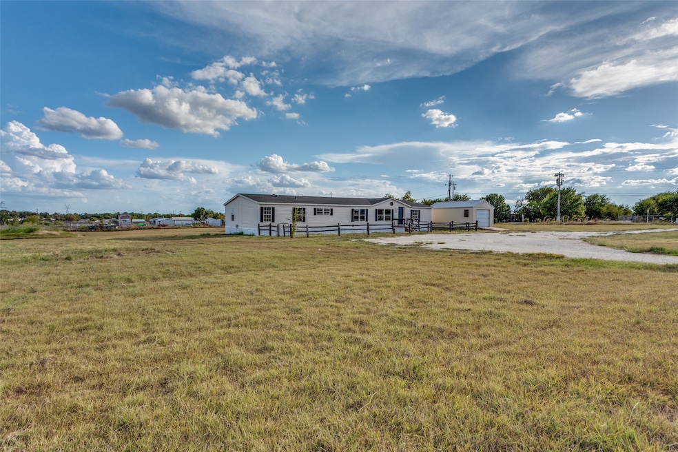 4349 W Fm 917, Joshua, TX 76058 - photo 1