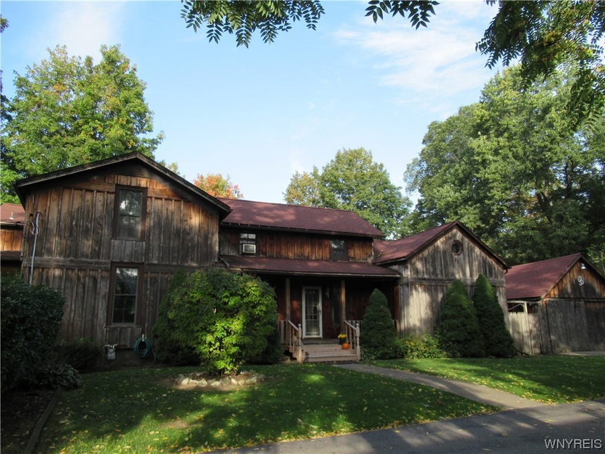 Two Porches to Relax and sip your Favorite Beverag