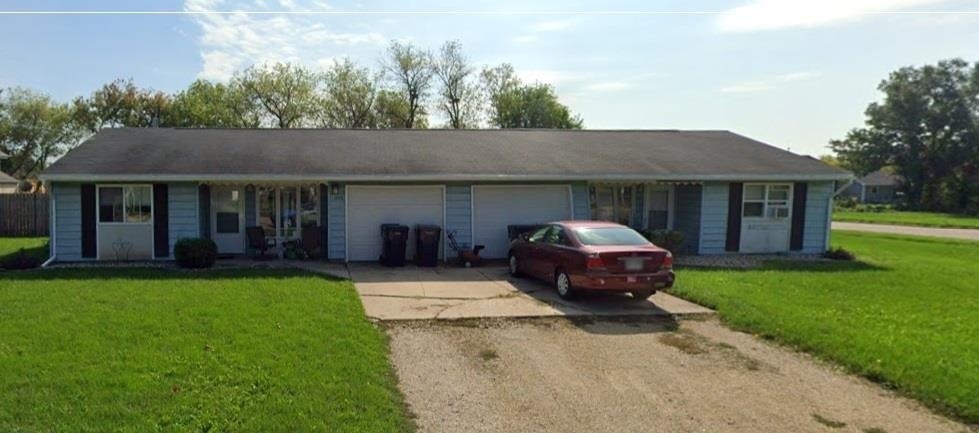 1205 W Burbank Ave, Janesville, WI 53546 - photo 1
