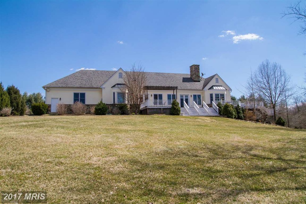 38510 Little Hampton Ln, Hamilton, VA 20158 - photo 1