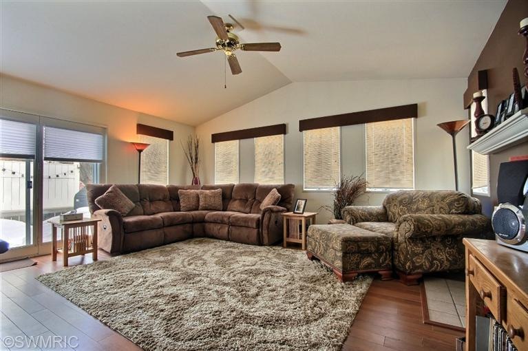 506 Sibley Ln, Marshall, MI 49068 - photo 1