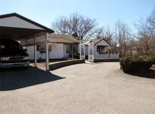 336 Salem St, Rockland, MA 02370 - photo 1