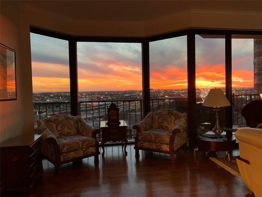 A home with spectacular sunsets!