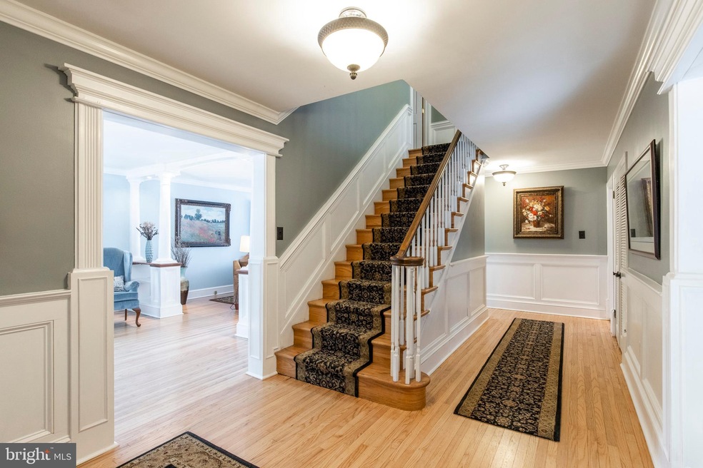 301 Sykes Ln, Wallingford, PA 19086 - photo 1