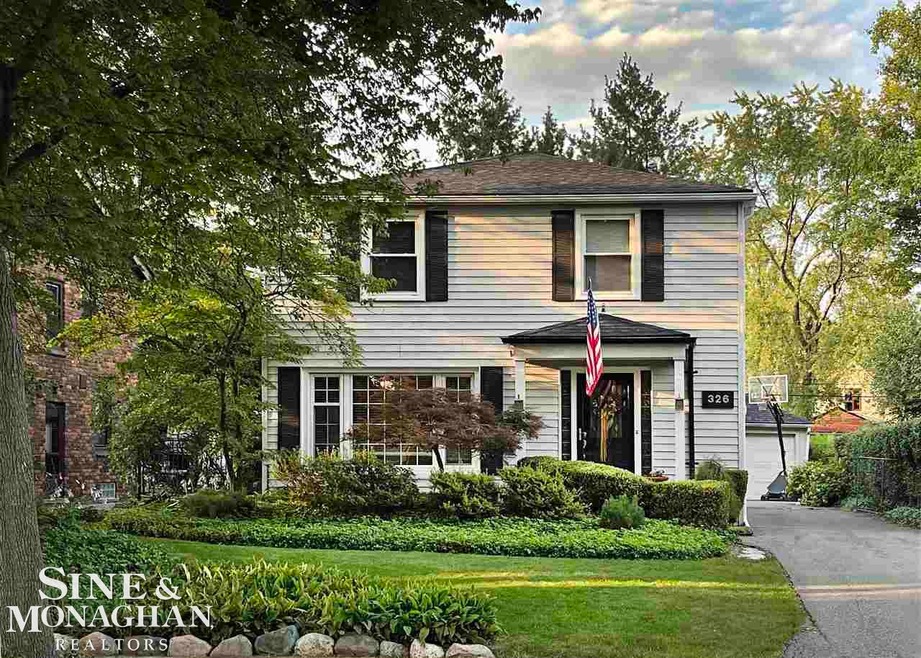 326 Hillcrest Ave, Grosse Pointe Farms, MI 48236 - photo 1