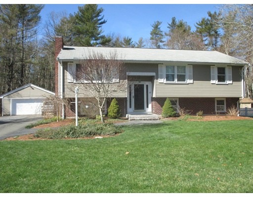 127 Atkinson Dr, Bridgewater, MA 02324 - photo 1