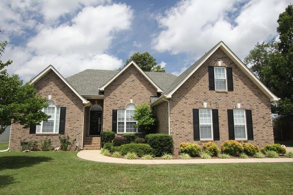 Beautiful all brick home at 4760 Hammock