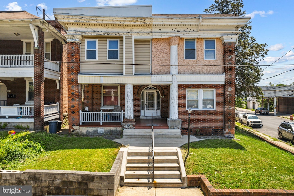 For Sale $450,000 • Co-Listing Agent