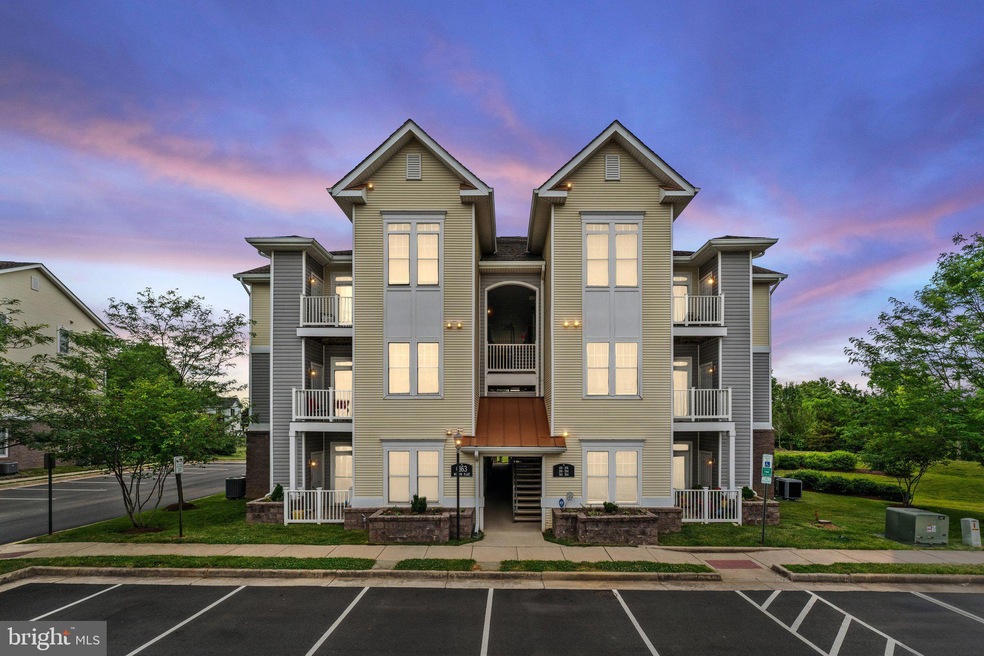 6163 Willow Place unit 201, Bealeton, VA 22712 - photo 1