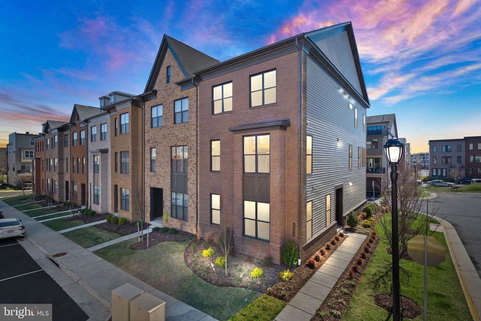 Sold $875,000 • Co-Listing Agent