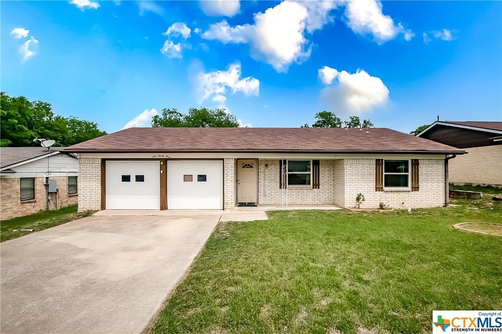 923 Randa St, Copperas Cove, TX 76522 - photo 1