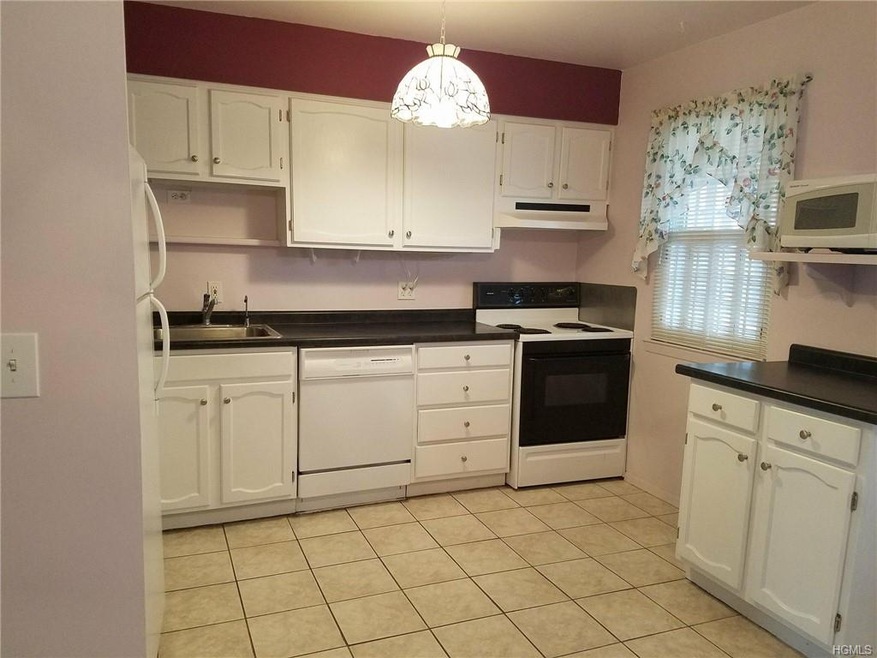 17 Weathervane Dr unit 23, Washingtonville, NY 10992 - photo 1