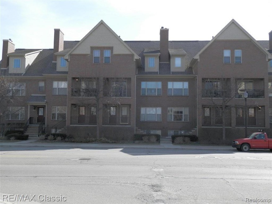 Main 1429 Complex.JPG