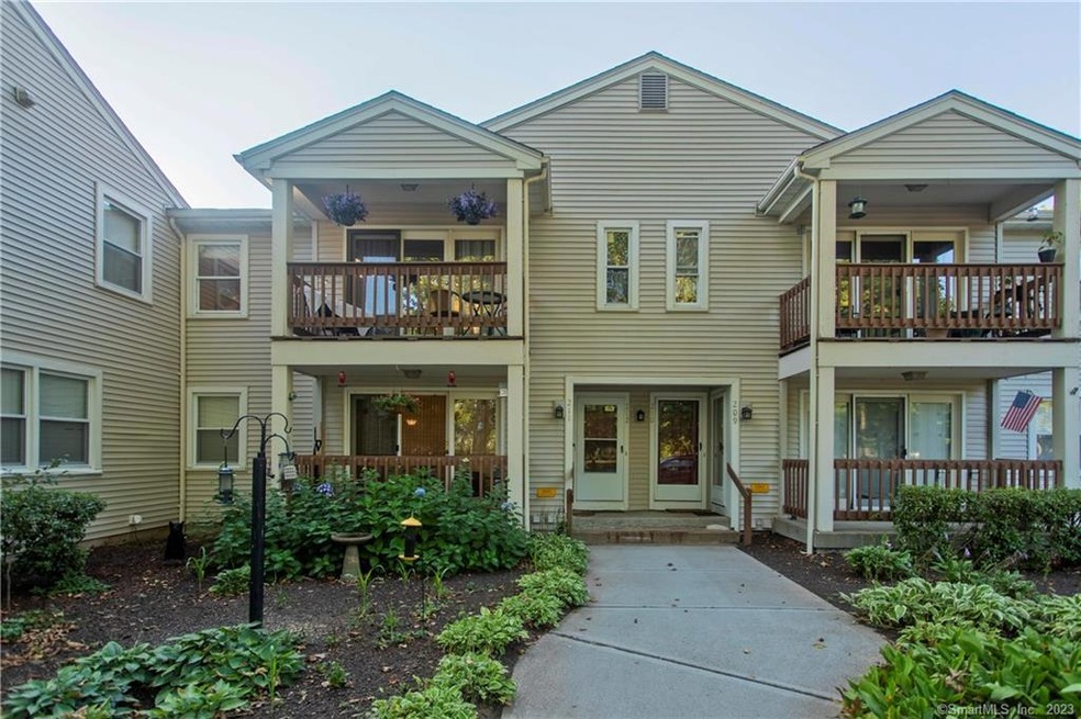 212 Ashmead Common unit 212, Enfield, CT 06082 - photo 1