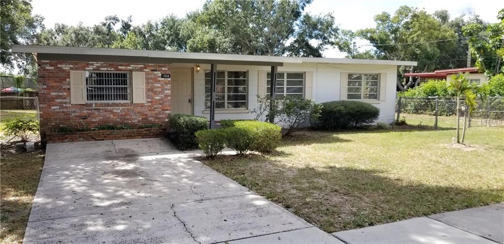 1558 Avenue C NE, Winter Haven, FL 33881 - photo 1