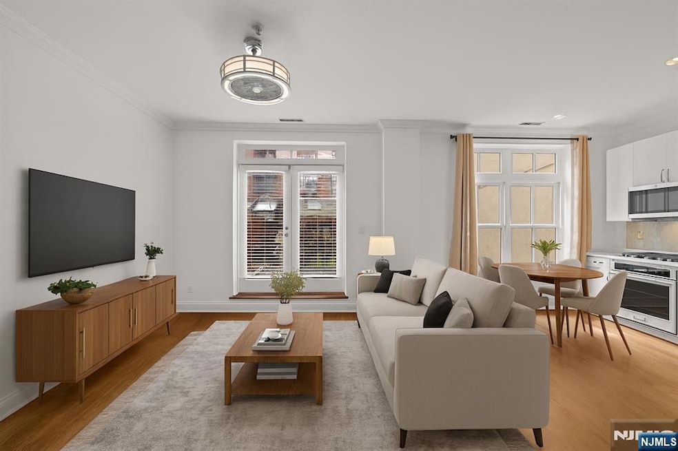 104 York St unit 2, Jersey City, NJ 07302 - photo 1