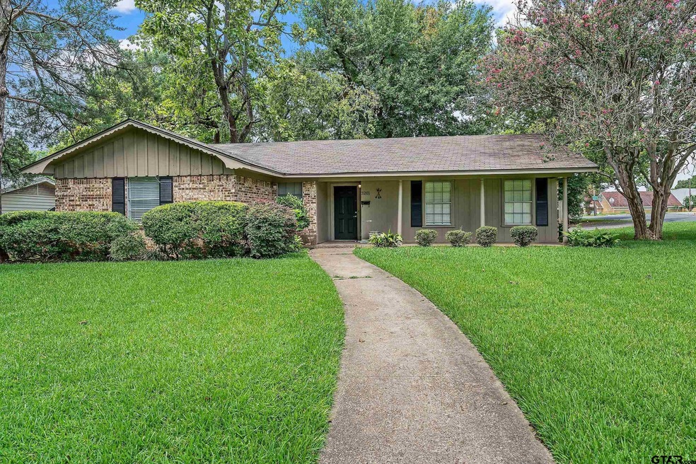 3201 S Keaton Ave, Tyler, TX 75701 - photo 1