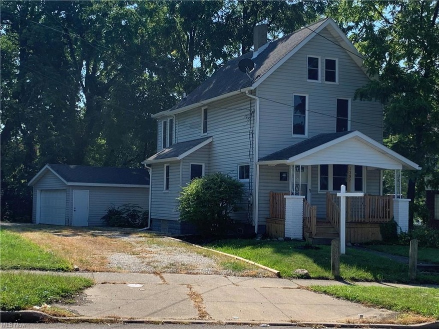 Updated 4 bed, 1.5 bath just waiting for you!
