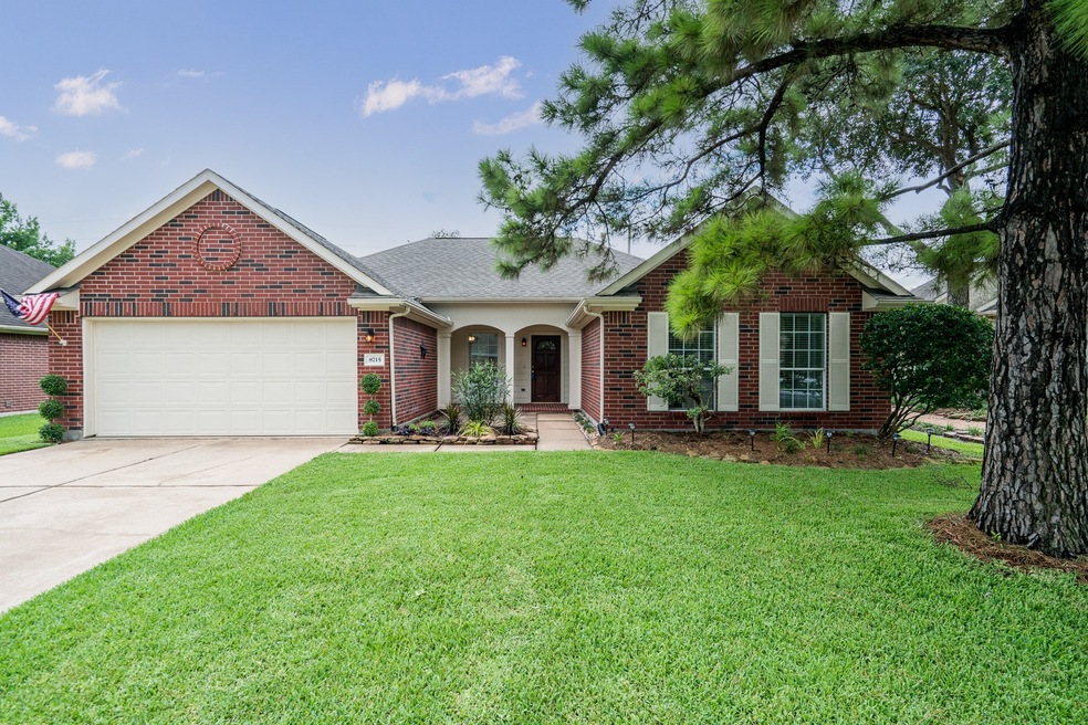 8715 Aberdeen Palms Dr, Houston, TX 77095 - photo 1