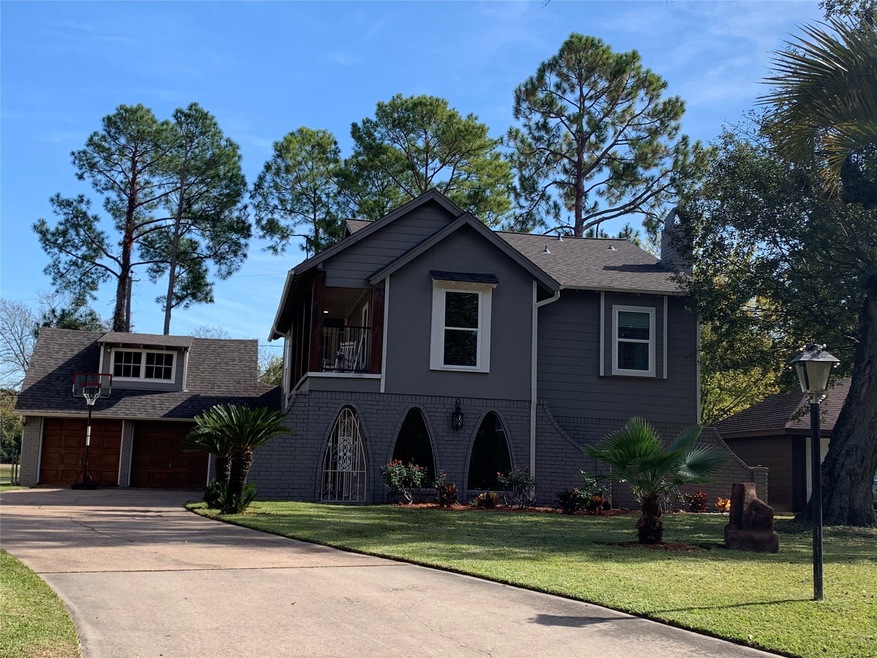 5314 Winding Way Dr, Houston, TX 77091 - photo 1