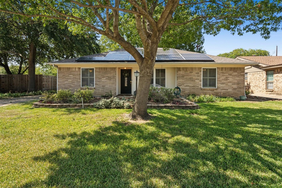 2505 Shady Grove Dr, Bedford, TX 76021 - photo 1