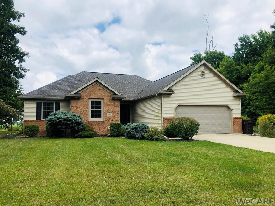 5112 Surrey Ln, Lima, OH 45807 - photo 1