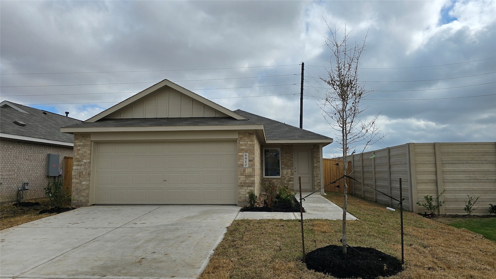 6810 Eastern Cottonwood Ln, Katy, TX 77493 - photo 1