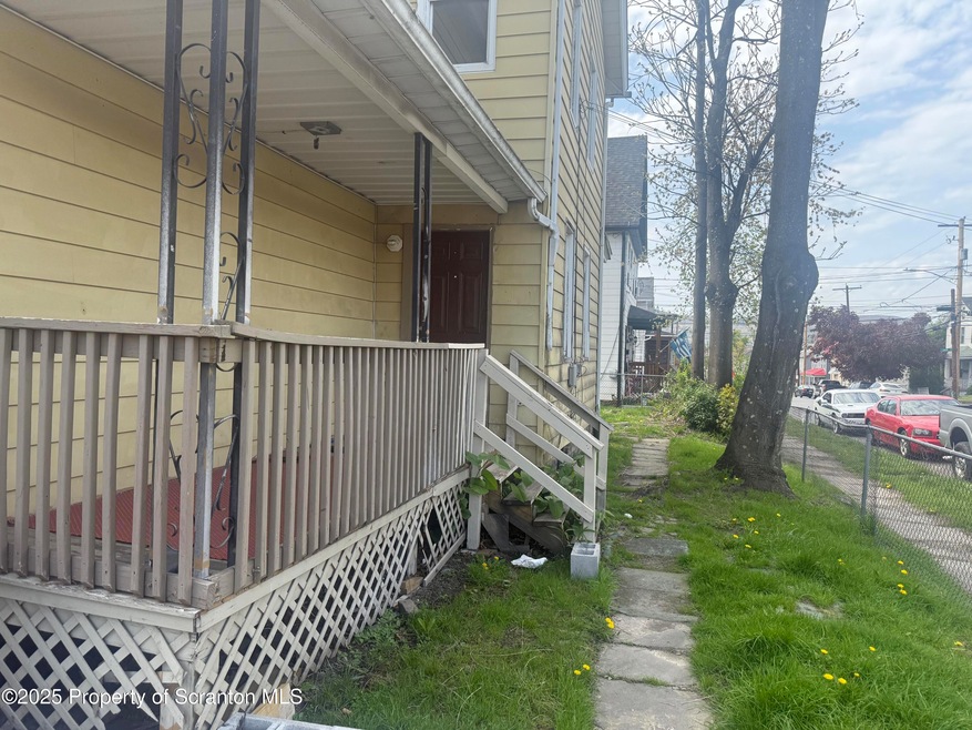 602 Prospect Ave, Scranton, PA 18505 - photo 1
