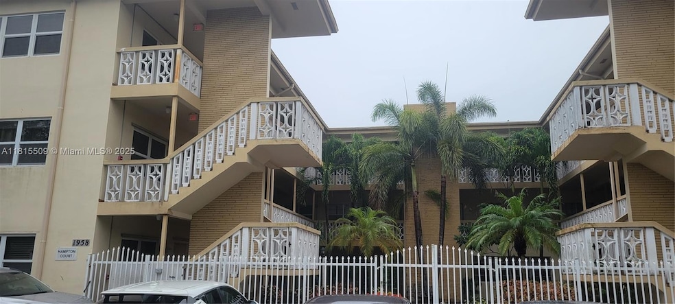 1958 Monroe St unit 107, Hollywood, FL 33020 - photo 1