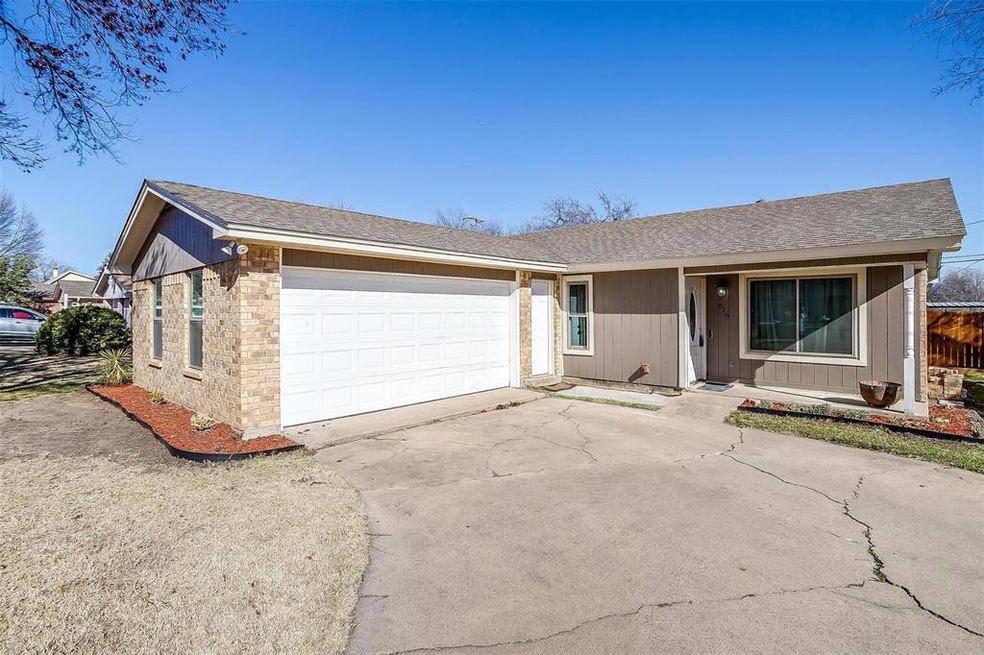 616 Saddle Rd, Fort Worth, TX 76108 - photo 1