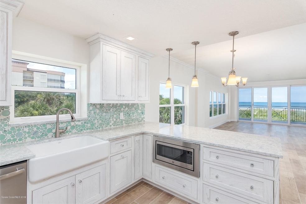 Direct Ocean Front