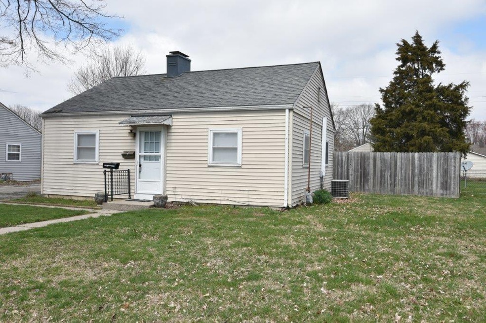 3120 13th St, Columbus, IN 47201 - photo 1