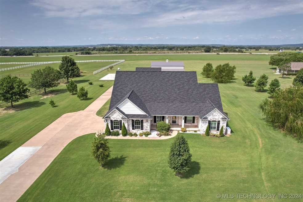 19200 Carriage Ct, Mounds, OK 74047 - photo 1