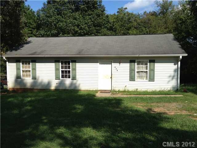 424 Perry Ln, Marshville, NC 28103 - photo 1