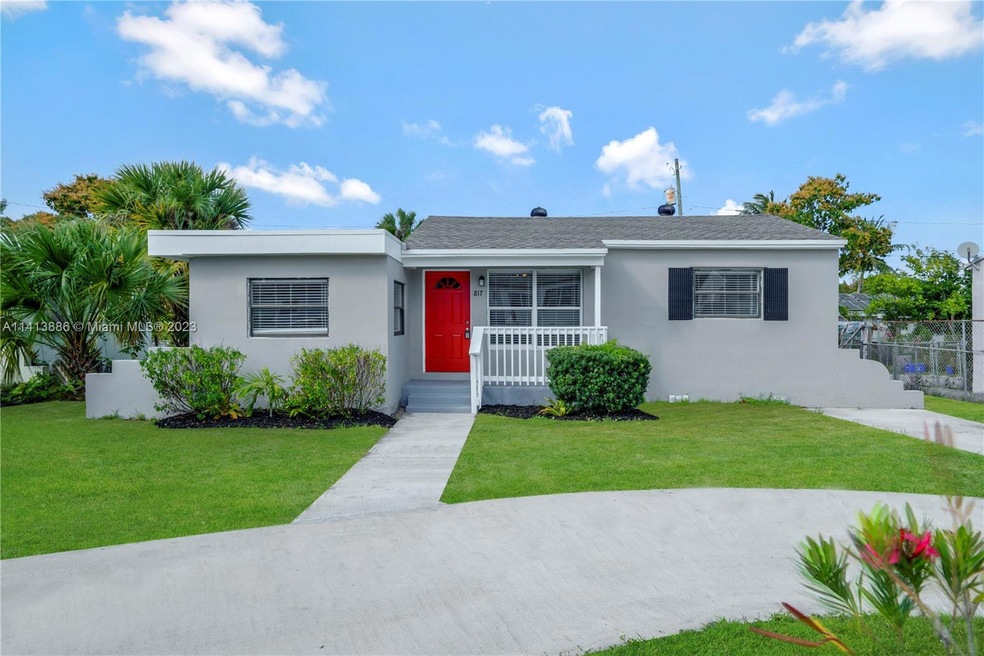 unlisted-address, West Palm Beach, FL 33407 - photo 1