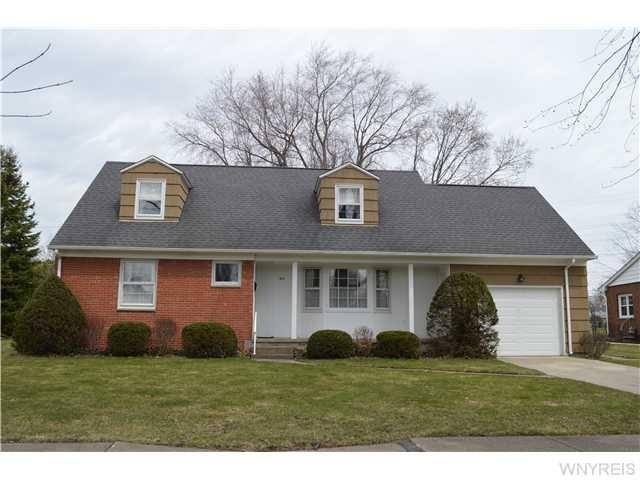 785 Niagara Pkwy, North Tonawanda, NY 14120 - photo 1