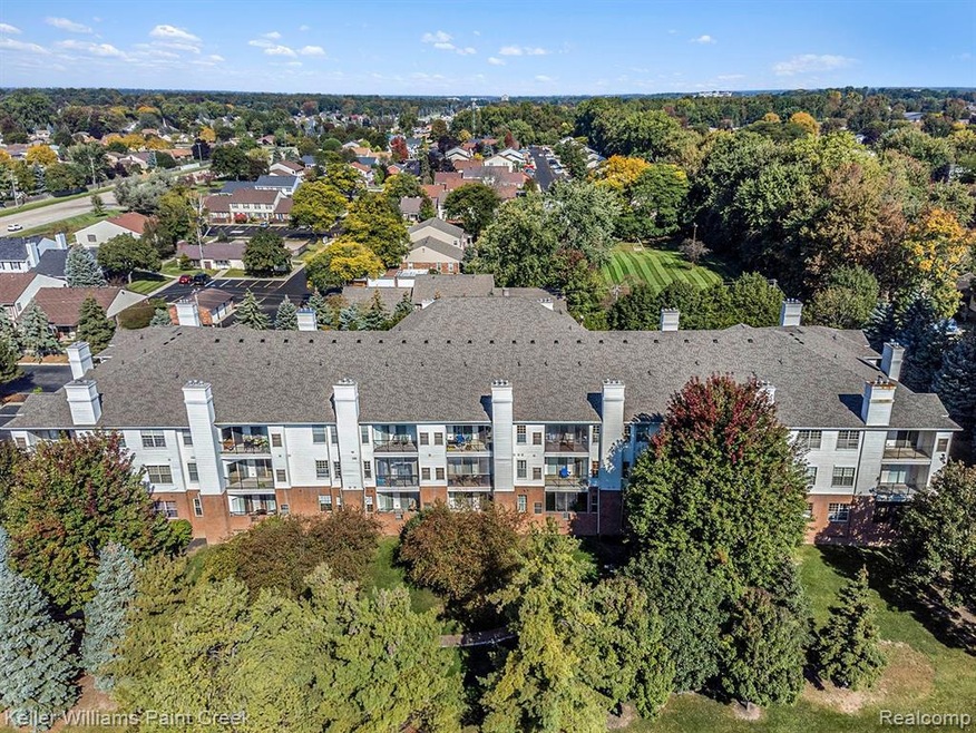 Elevator, & Gym, Like a Resort, Heated garage,