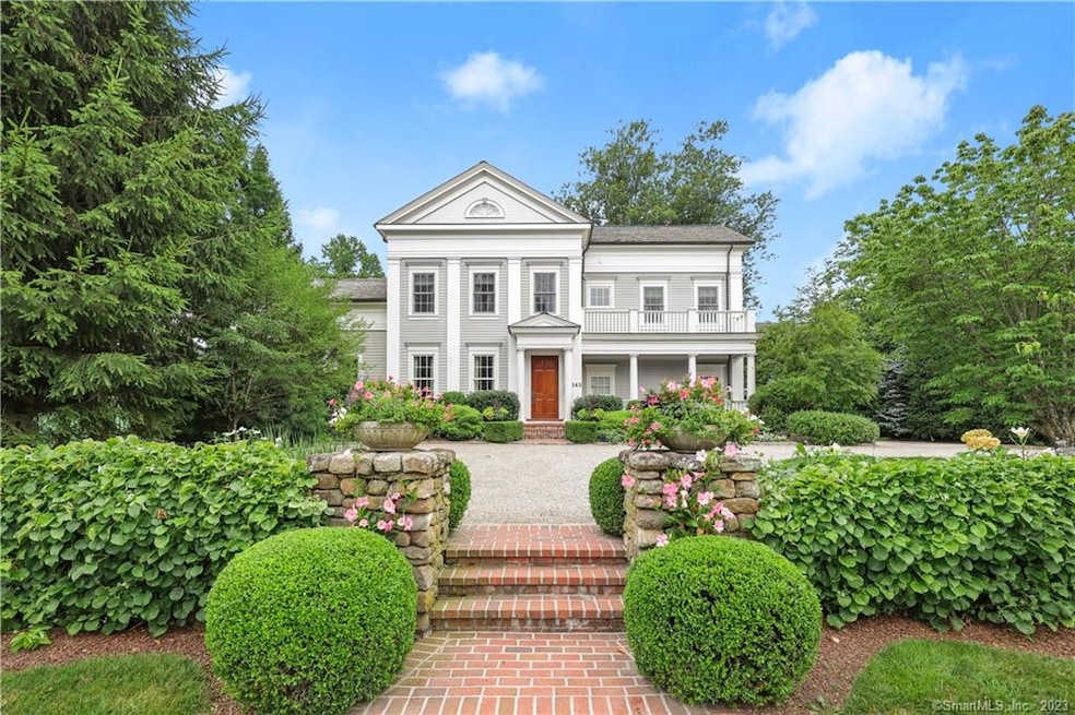 Welcome to 243 South Avenue in beautiful New Canaa