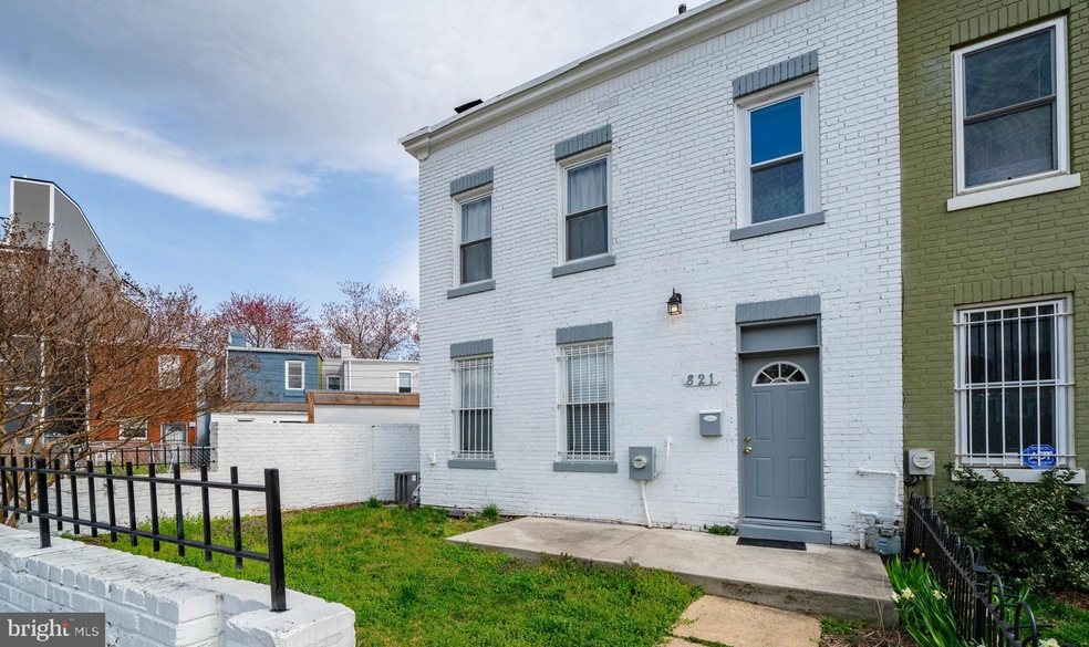 821 W Virginia Ave NE, Washington, DC 20002 - photo 1