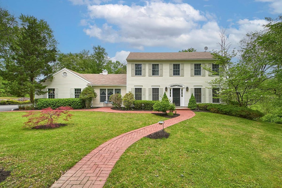 Sold $1,220,000 • Co-Listing Agent