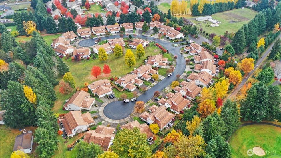 Sorrento neighborhood close to Chehalis Western Trail and Indian Summer Golf Course.